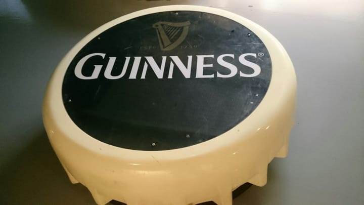 Una caduta da Guinness.