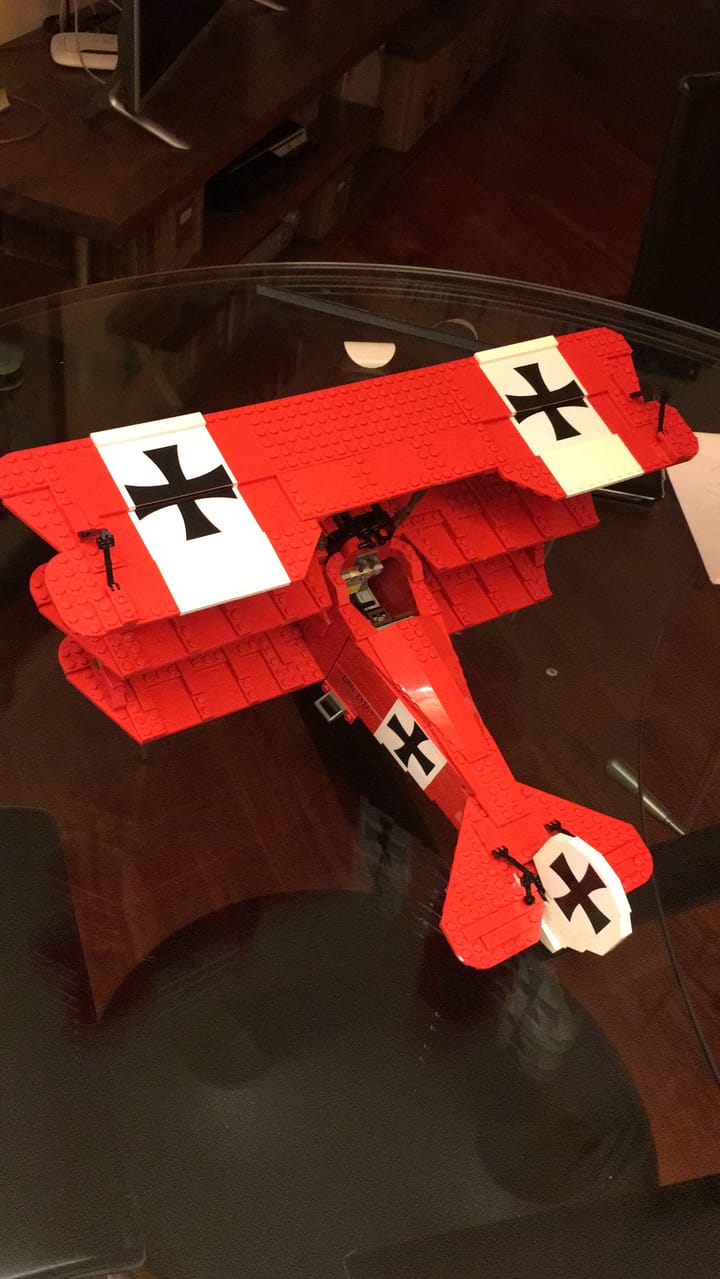 Sveglia! C'è un aereo da prendere.